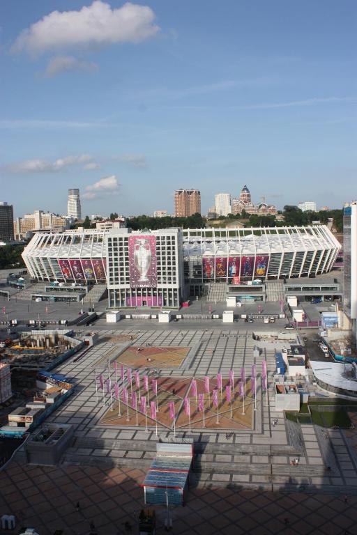 Yak Olympic Hostel Kyiv Exterior photo